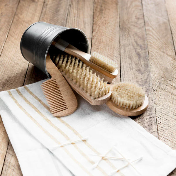 Comment entretenir des mules en daim pour prolonger leur durée de vie ?