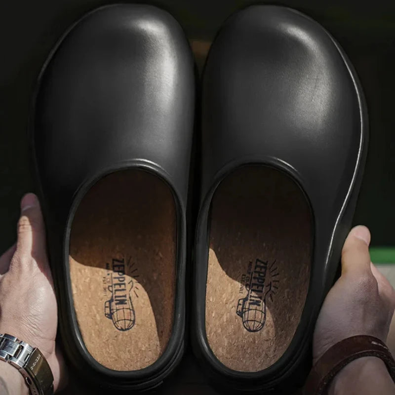 Mules En Plastique Noir