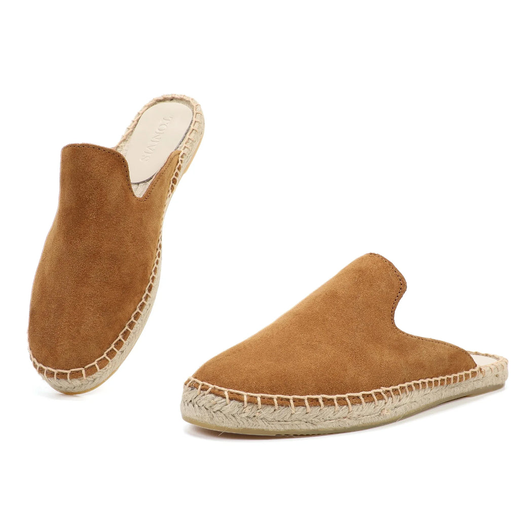 Mules espadrilles marron en daim avec semelle en chanvre vues de face et de côté.